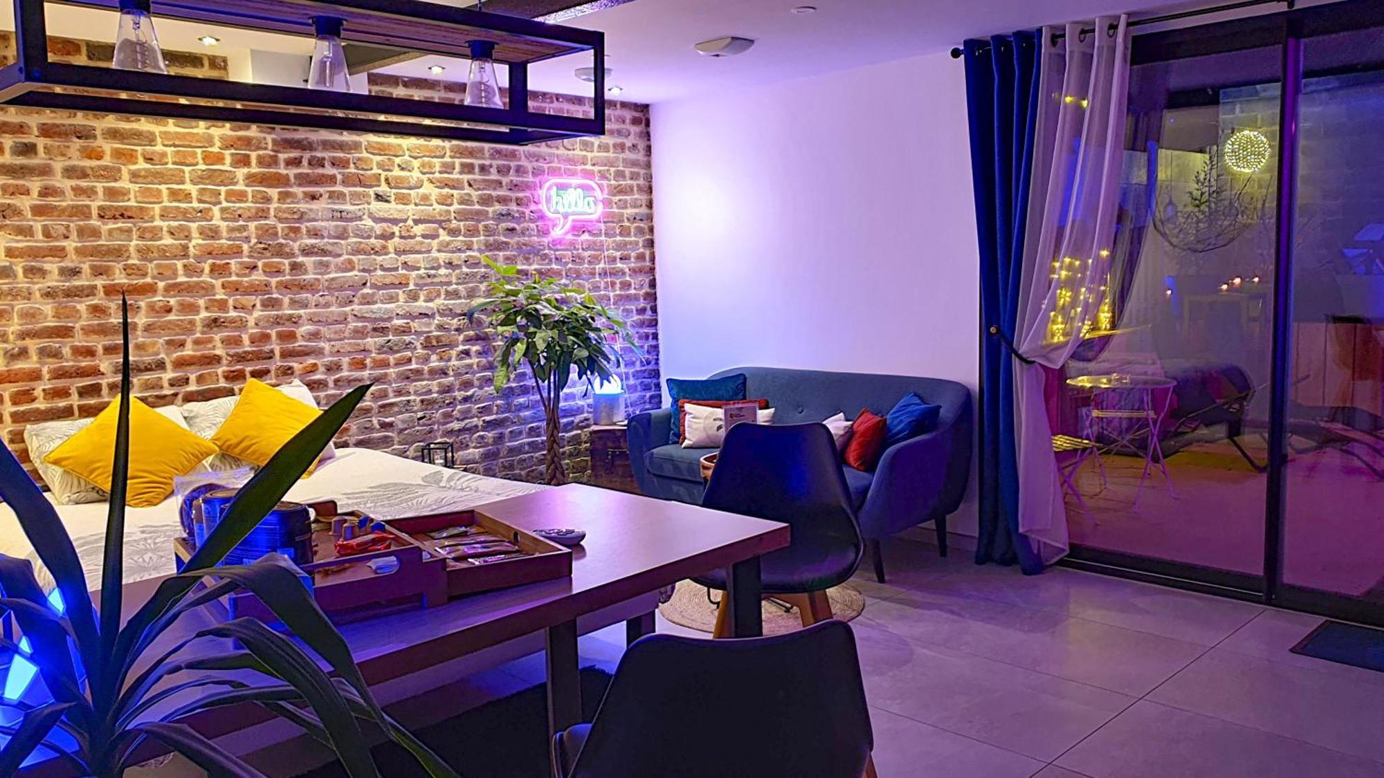 Gary Suite - Studio Cosy, Spa Et Jardin Privatif A 4 Min De Cambrai Awoingt Exterior photo